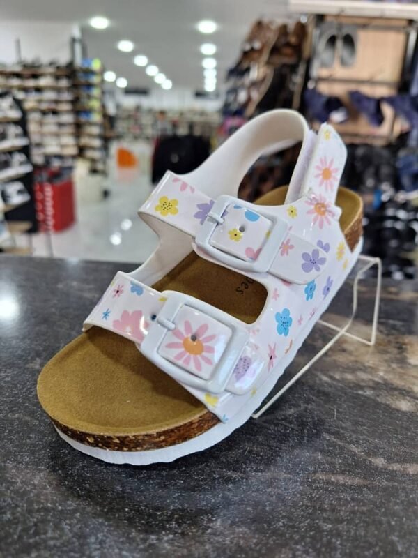 Sandale confortable blanche à fleurs pour fille